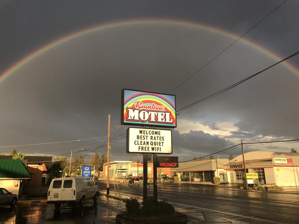 Rainbow Motel Bend Exterior photo